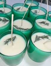 Load image into Gallery viewer, Majestic Eucalyptus 100% Soy Wax Candle
